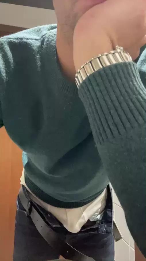 uomo86 from Cam4
