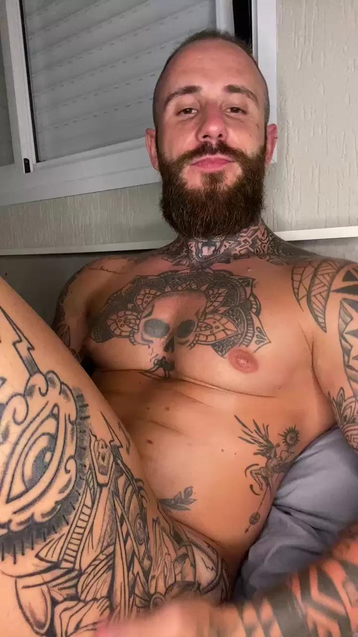 Viking_Tatuado from Cam4