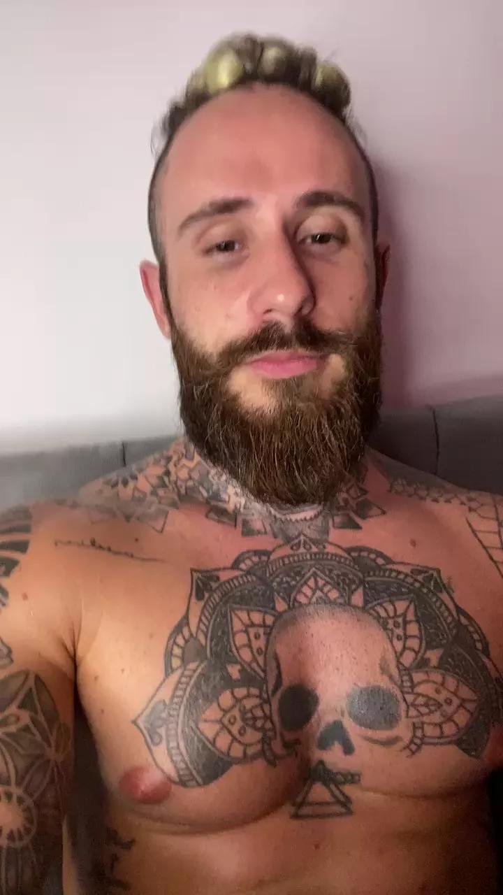 Viking_Tatuado from Cam4