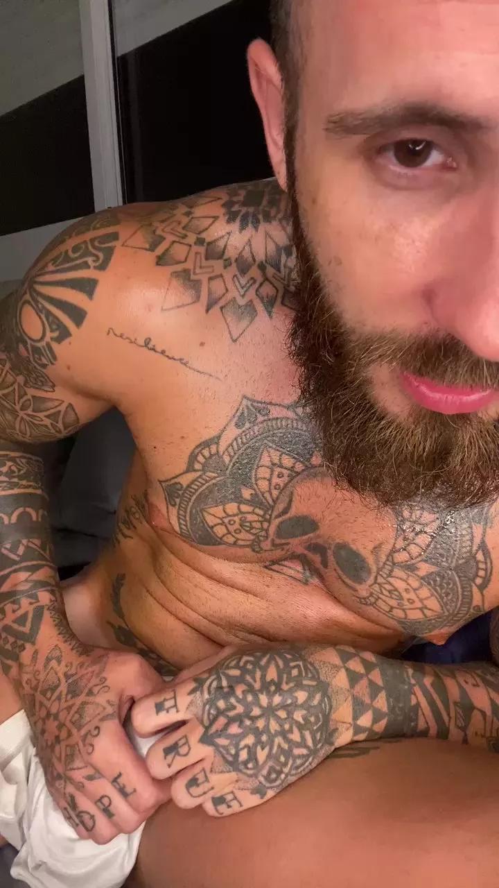 Viking_Tatuado from Cam4