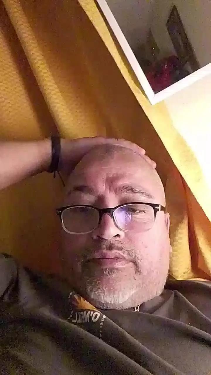 Yell47 from Cam4