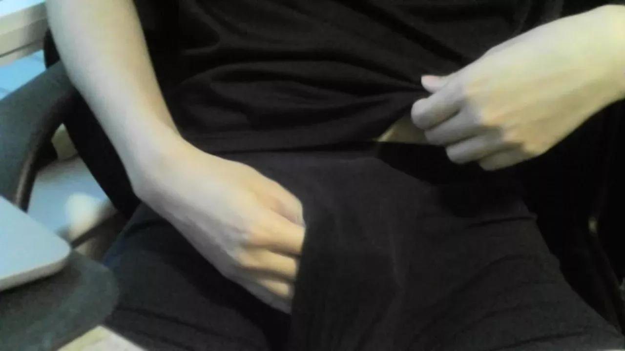 yii082 from Cam4