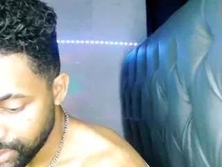 bbcblackhot33 from CamSoda