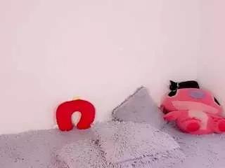 bellahottestt from CamSoda