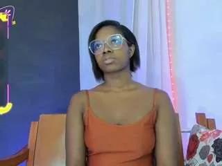 connywells from CamSoda