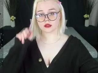elielee from CamSoda
