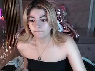 lili-conor-s from CamSoda