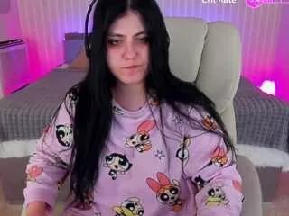 nanadaizy from CamSoda