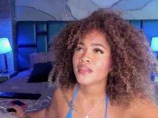 riri-brunnete from CamSoda