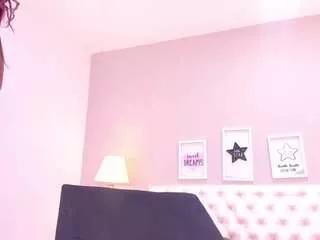 roommyy from CamSoda