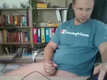 aaaandzzz from Chaturbate