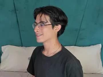 aaron_eze from Chaturbate
