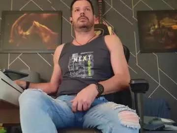 aaronbomer from Chaturbate