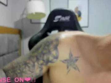 adam_clarke from Chaturbate