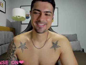 adam_clarke from Chaturbate