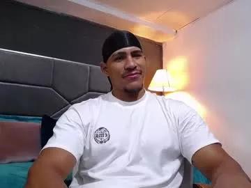adam_fit19cm from Chaturbate