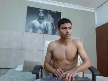 adam_piarse from Chaturbate