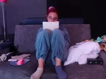 Agatacollinsss from Chaturbate