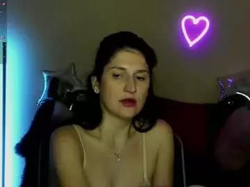 alianna_solo_kiss from Chaturbate