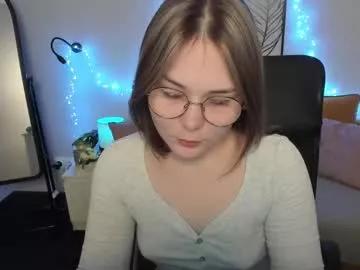 alli_zi from Chaturbate