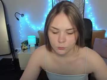 alli_zi from Chaturbate