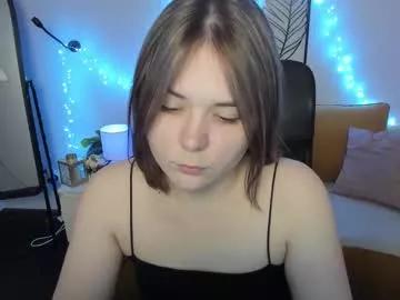 alli_zi from Chaturbate