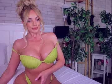 anabellastar from Chaturbate