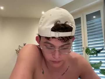 anddres_boss from Chaturbate