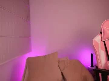 annie_evans24 from Chaturbate