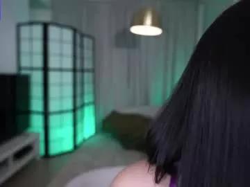 anniehillofficial_ from Chaturbate