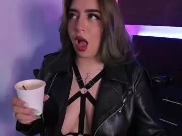 annikamerliahh_ from Chaturbate