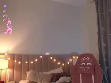 ariana_asti from Chaturbate