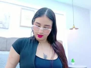 Ashleyevans21 from Chaturbate