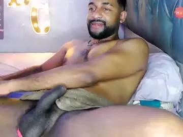 bbcblackhot33 from Chaturbate