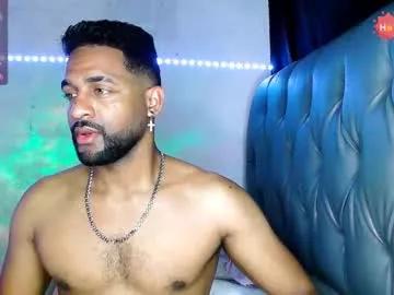 bbcblackhot33 from Chaturbate
