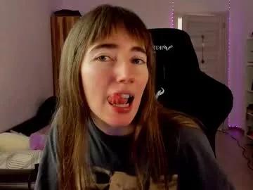 bekkawell from Chaturbate