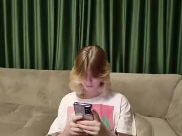 bella_amoury from Chaturbate
