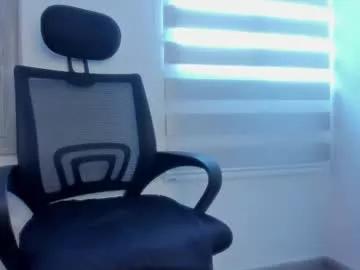 bella_desi from Chaturbate