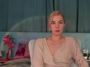 Bella_stewartt from Chaturbate