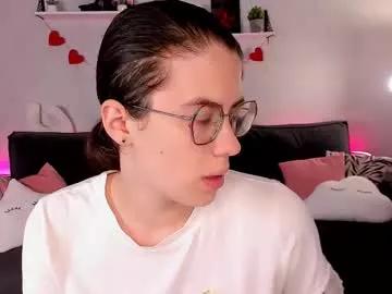 bellacaress from Chaturbate