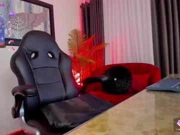 belladiamond18 from Chaturbate