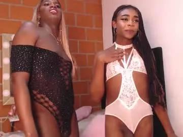 bellaqueen_18 from Chaturbate