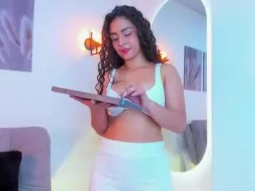 bellasinz from Chaturbate