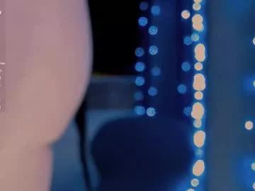 bellelovexx from Chaturbate