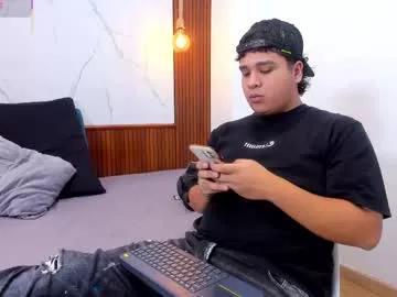 bennett_alejoo from Chaturbate