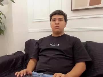 bennett_alejoo from Chaturbate