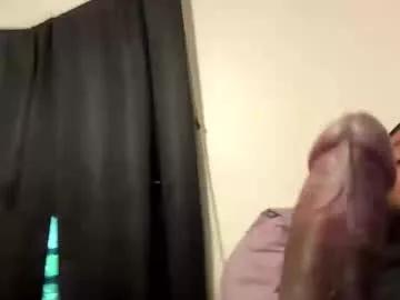bigblkdick4wife2 from Chaturbate