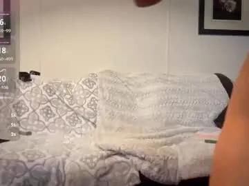 Bigguylilmiss from Chaturbate