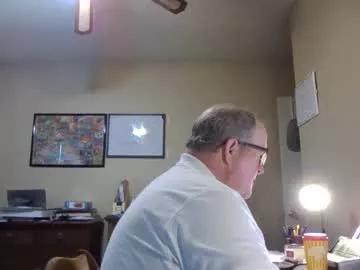 bullfrogg5050 from Chaturbate
