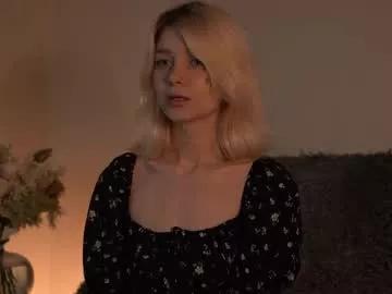 cassie130505 from Chaturbate